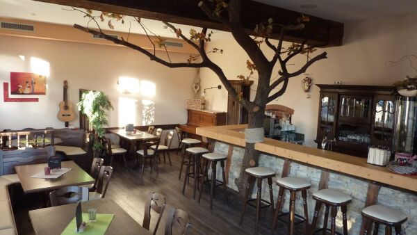 Gasthof Firlefanz, Uder